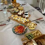 Te Baca Qerim 아파트 *